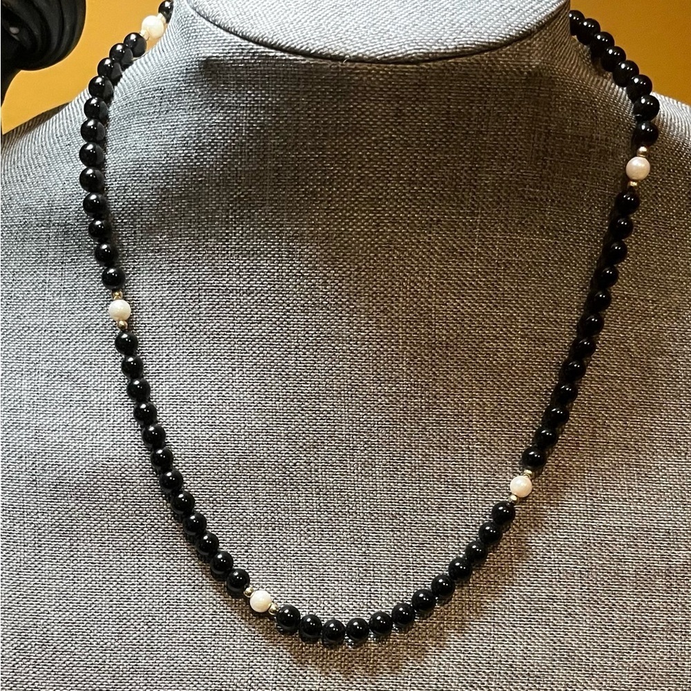 Vintage Onyx Beads,Pearls & 14K Necklace